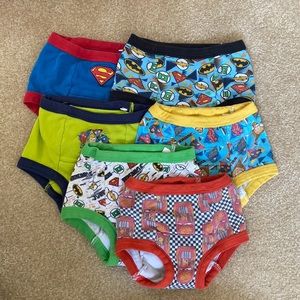 10 boys Underwear size 2T ad 3T